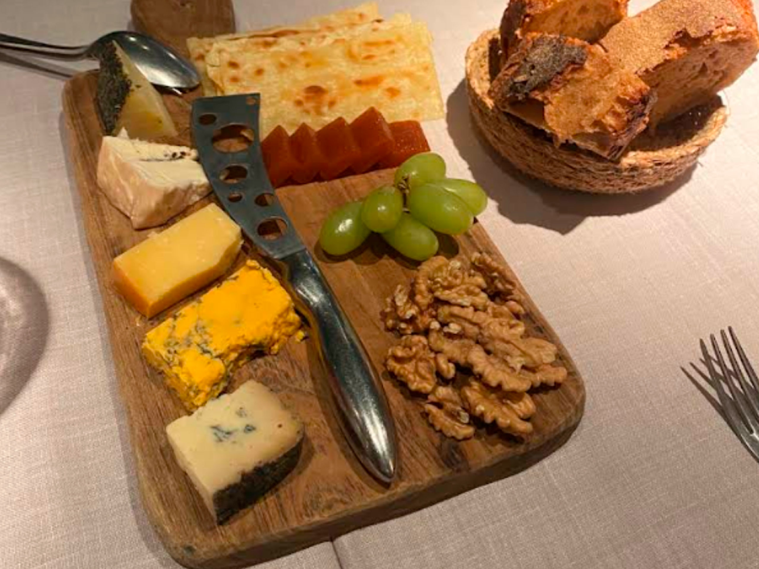 Private-Premium-Tapas-Tour-in-El-Retiro-enjoytapasmadrid-08